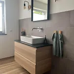 Helle, Moderne Am Waldrand In Für Max 4 Personen Apartamento *