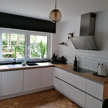 Moderne Familienfreundliche Am Waldrand Von Mit Terrasse *