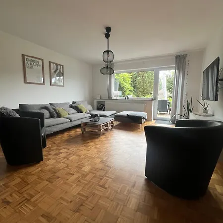 Moderne Familienfreundliche Am Waldrand Von Mit Terrasse Daire *