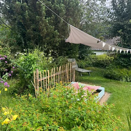 公寓 Moderne Familienfreundliche Am Waldrand Von Mit Terrasse